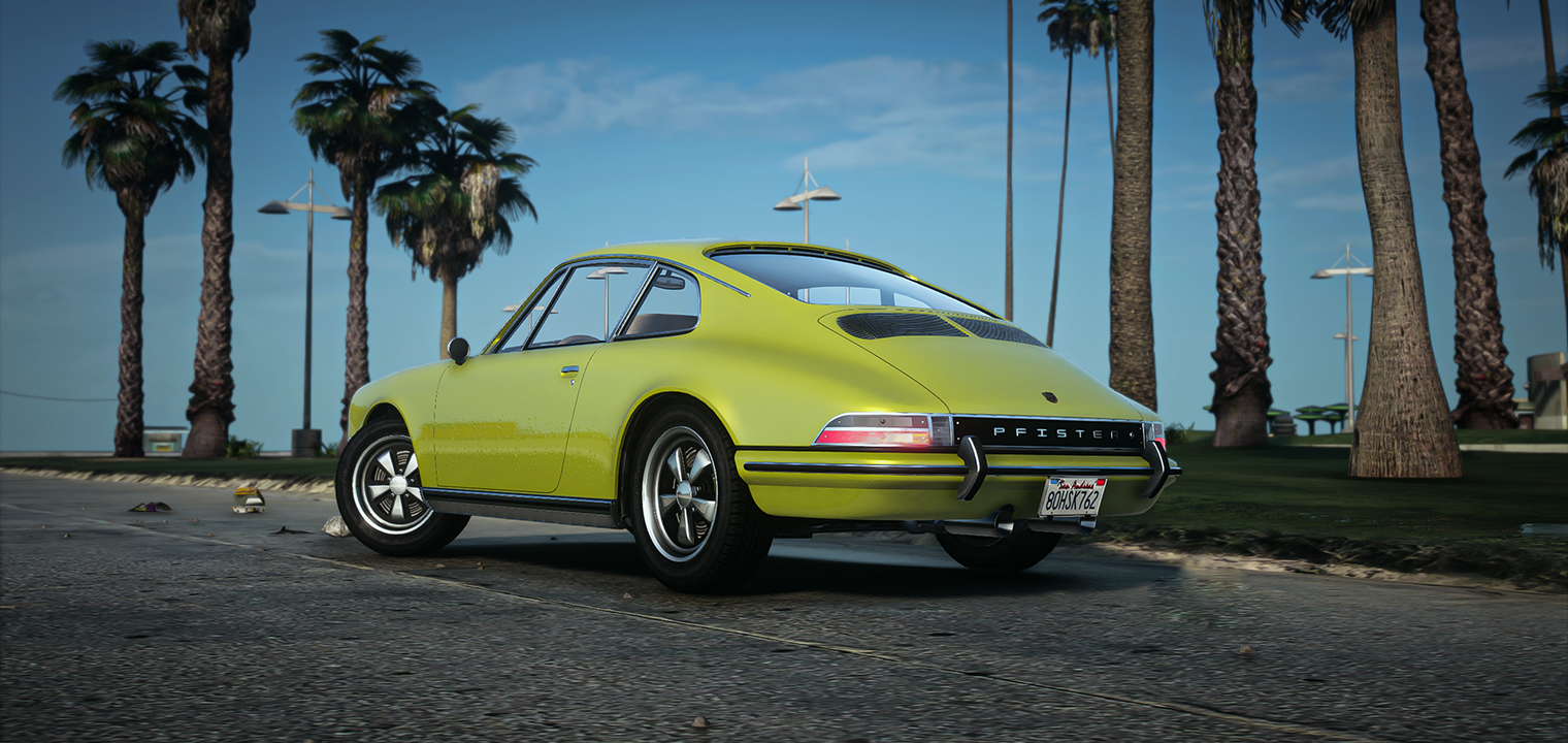 Side profile of Comet Classi lore friendly sports car in FiveM