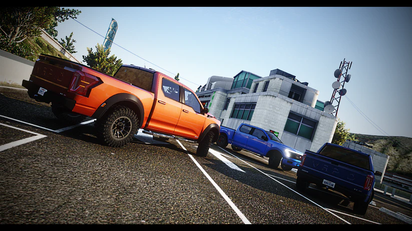 Side view of Vapid Sadler LT Pack mod