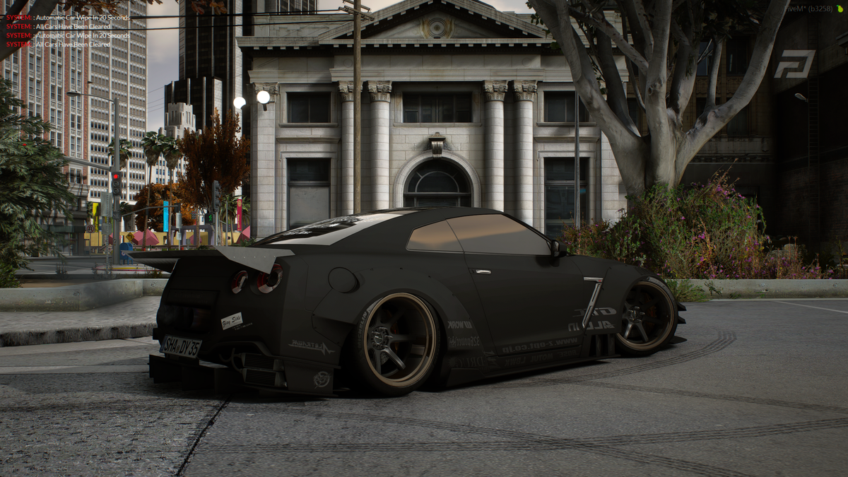Nissan SHADY35 Ultrace 2025