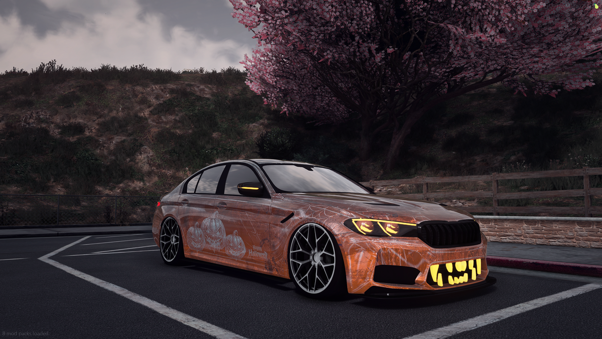 (Lore Friendly) Ubermacht L5HW Halloween