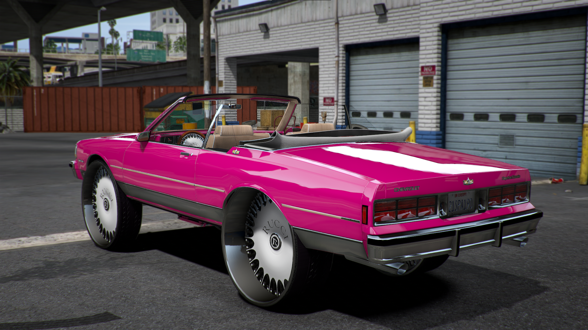 Side view of Chevy Caprice Box Ruccis FiveM mod