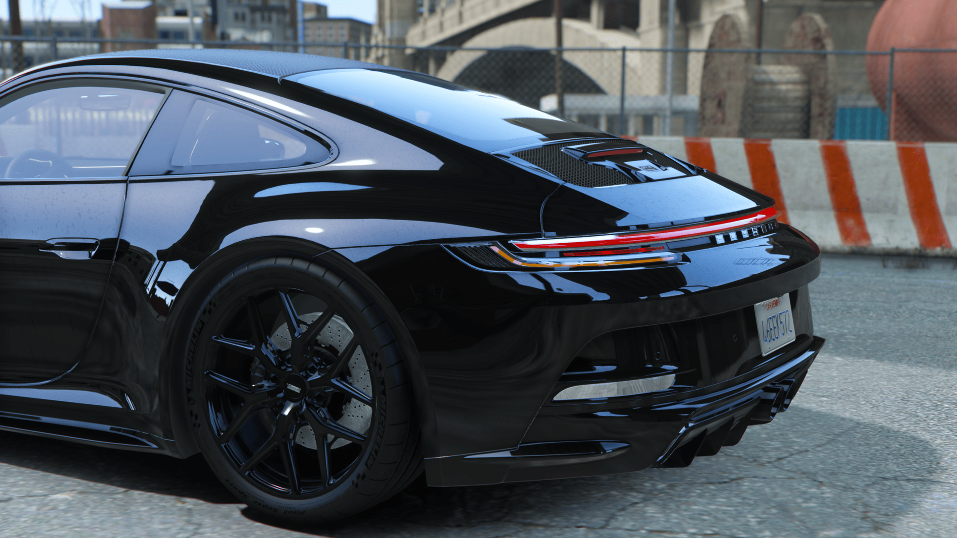 Side view and exterior details of 911 Touring Limited