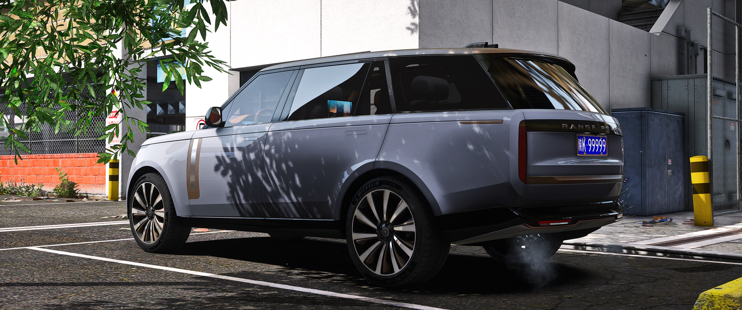 2024 Range Rover Vogue SV LWB Side View